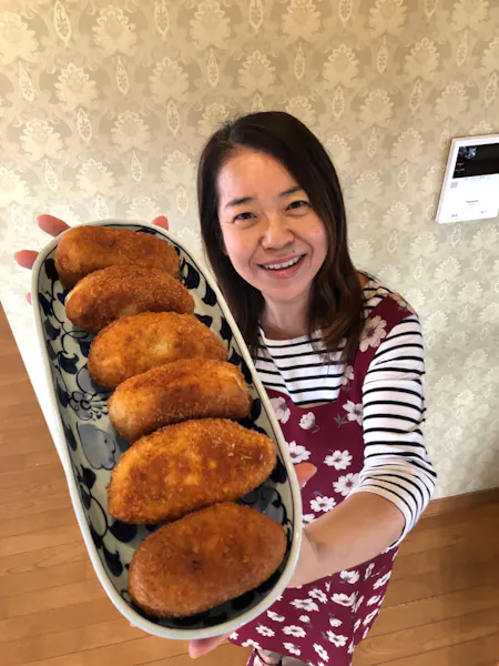 【ONLINE JAPANESE CURRY BREAD】【JST9:00am-/7:00pm-】Make Japanese "Curry-pan" From Scratch!