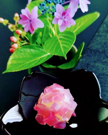 Let's  make Japanese sweets and tea ceremony experience!