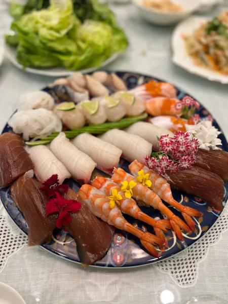 Sushi making with a professional Omakase sushi chef!