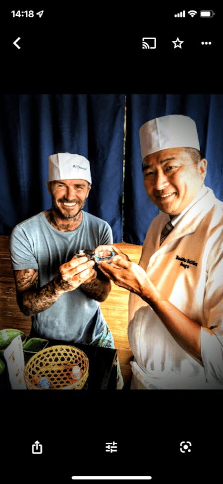 Experience a true sight of Japanese cooking with professional chefs! 