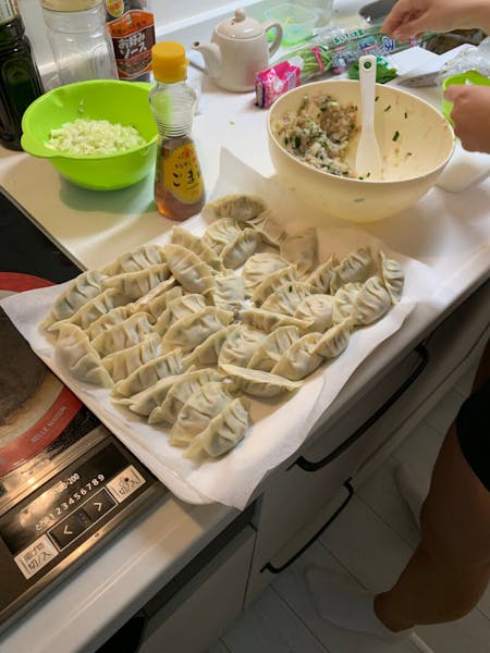 Japanese Gyoza for everyone who has never experienced making or eating.