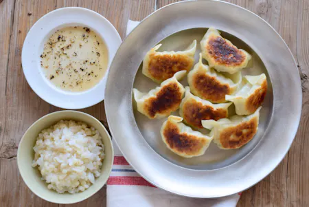 Japanese cuisine based on barley and other Japanese cuisine dishes