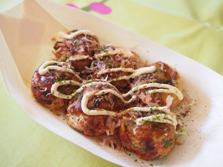 -Takoyaki cooking-
Online class
Learn to Make Japan's Iconic Street Food!