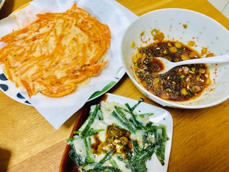 If you get tired of okonomiyaki, how about Korean-style okonomiyaki?