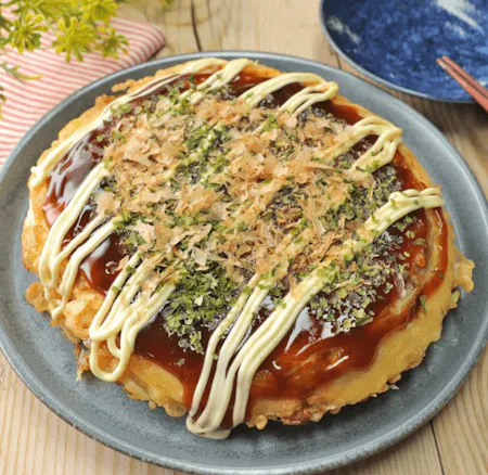 [Private cooking class] Osaka's Famous Okonomiyaki & Traditional Shiratama Sweets