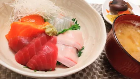 SASHIMI DON