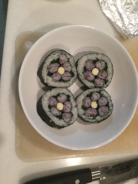 sushi roll party