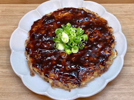 Let's make Osaka's soul food together
Gluten-free Okonomiyaki and Miso soup