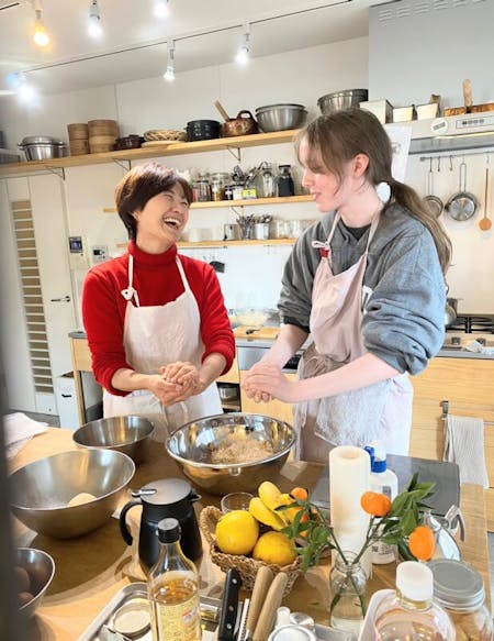 日本の伝統的な調味料「味噌」作り　
と、味噌を使った家庭料理を一緒にたべましょう！