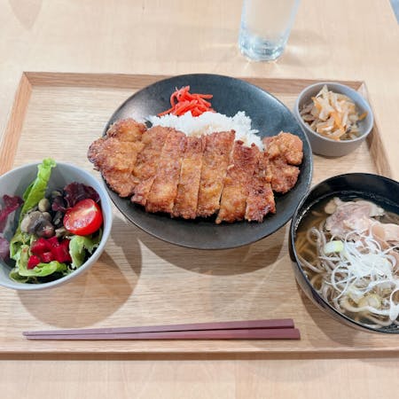 Make japanese combo meal with a chef
