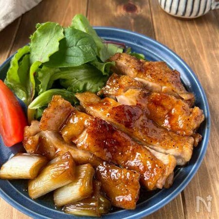 Full Course Custom Menu Cooking Class!(Choose two items) Solo Friendly!
A. Teriyaki Chicken /B. Okonomiyaki/ C. Sukiyaki (high quality Japanese domestic beef) /D. Ginger Pork/E. Tempura/ F. Karaage/G. Japanese Hamburg Steak/H. Omurice/I. Tonkatsu!! ★Solo Friendly
