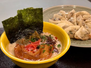 Make Your Own Noodles from Scratch ! Pan-fried Gyoza & Ramen Cooking Class 
