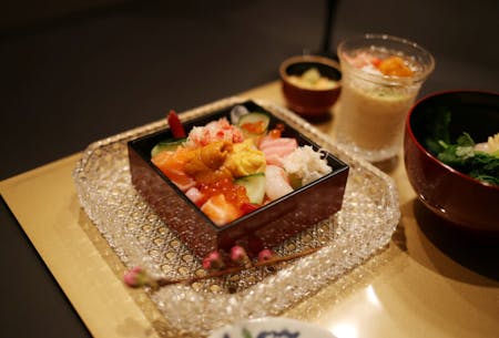 Combination of Japanese sweets and parfait.Chirashi sushi lesson that you can make at home.