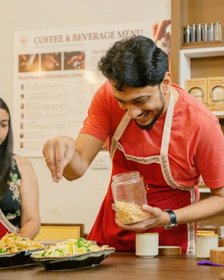 A Vegetarian's Culinary Journey: Discover 4 Vibrant Flavors of Vietnamese Cuisine & Local Market Walk
