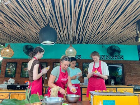 Learn Amazing Indonesian Dishes While Having Fun