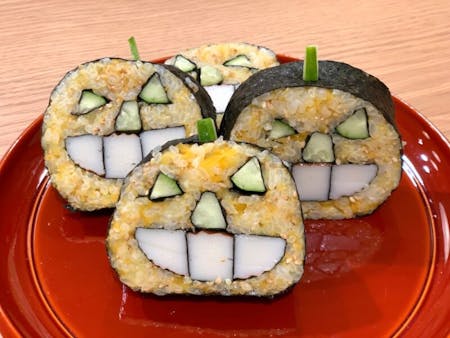 Jack-o'-Lantern Kazarimaki Sushi Roll Cooking in Kyoto with licenced teacher