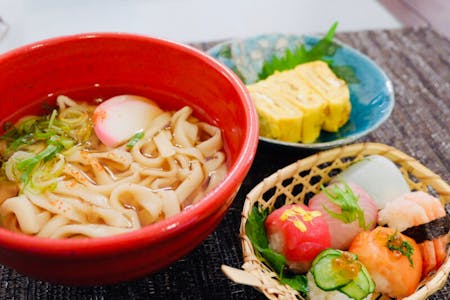 Make Udon Noodles from Scracth and Temari Sushi Cooking Class