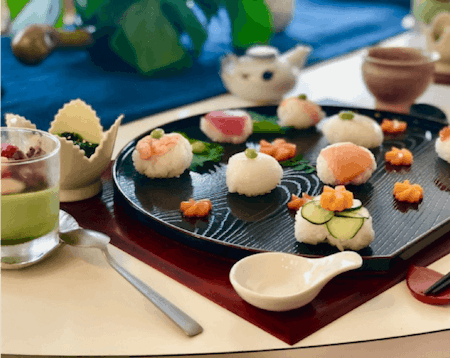 Prepare and decorate sushi with Yoko !!