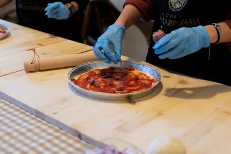 Pizza & Gelato Cooking Class and Wine & Extra Virgin Olive oil tasting in Tuscany's countryside