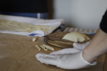 Pasta Cooking Class with Wine and Extra Virgin Olive Oil tasting in Tuscany's countryside