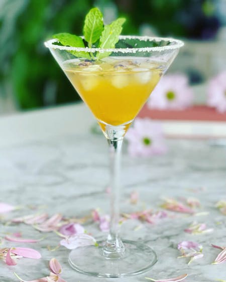 Spiced Drinks with Dancing Indian Chef -Online Team Building 