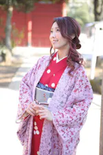 host-Ayumi