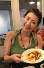 host-Mayumi 