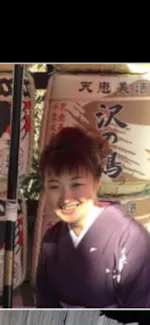 host-Ritsuko