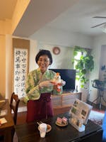 host-Ayumi