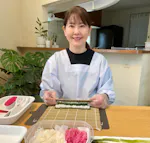 host-Tomoko